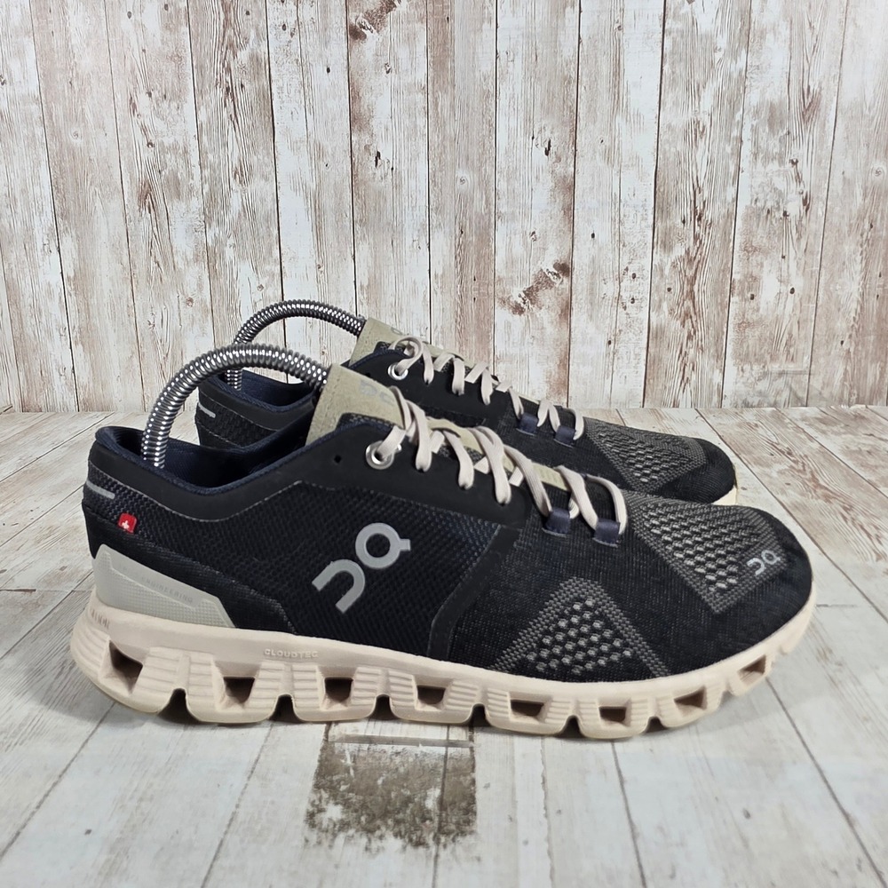 On Cloud X Womens Running Shoes Black Asphalt 40.39592 Size 8.5 US
